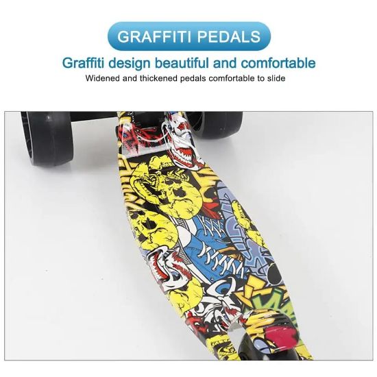 صورة سكوتر للأطفال الصغار بثلاث عجلات