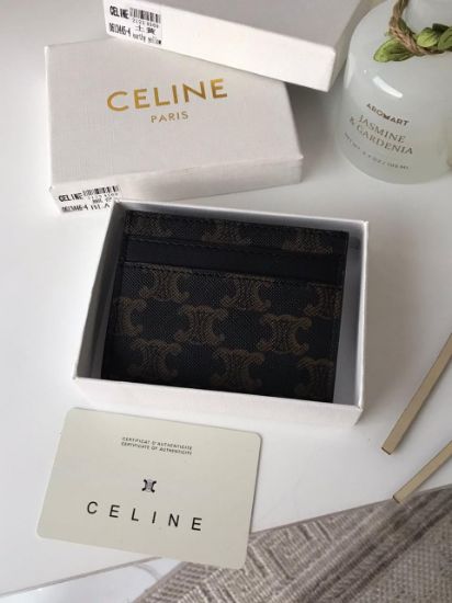صورة محفظة بطاقات Celine