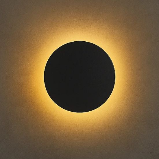 صورة جدارى خارجى اسود  دائر لون الانارة اصفر 5 واط