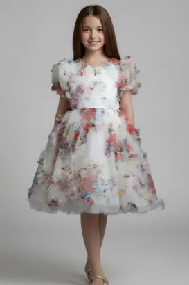 صورة فستان مورد كرنشة من االاسفل