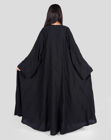 صورة عباية نسائية كلوش