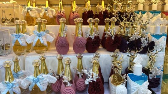 صورة عطورات