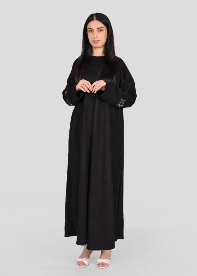 صورة عباية شامواه مفتوحة بتطريز الأكمام