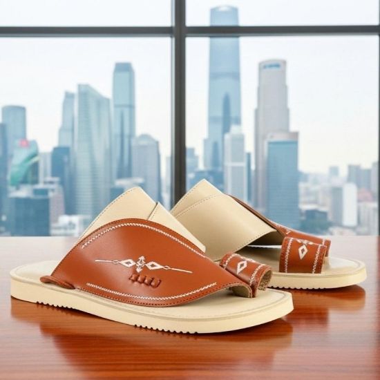 صورة نعال شرقي مصنوع من الجلد