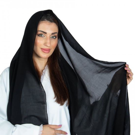 صورة طرحة نسائية ملونة