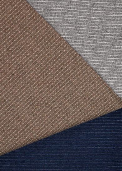 صورة قماش شتوي بنقش مقلم