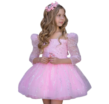 صورة لقسم ملابس بنات