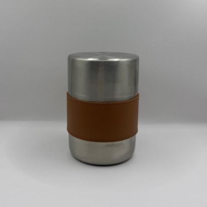 صورة علبة شاي وسكر استيل 304 مع جلد 550 مل