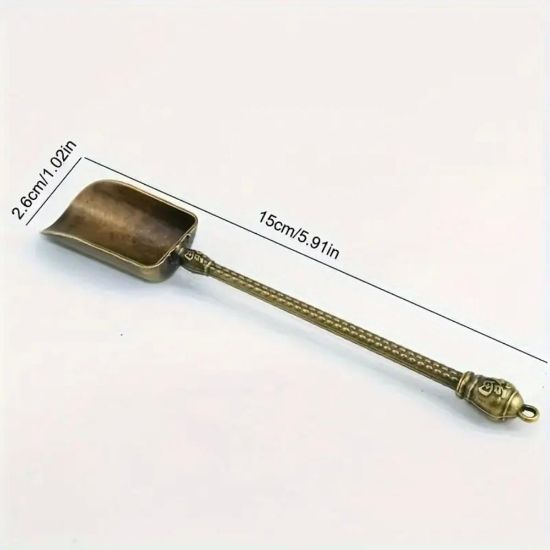 صورة ملعقة شاي نمط قديم